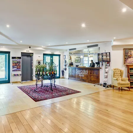 호텔 Silken De La Guardia