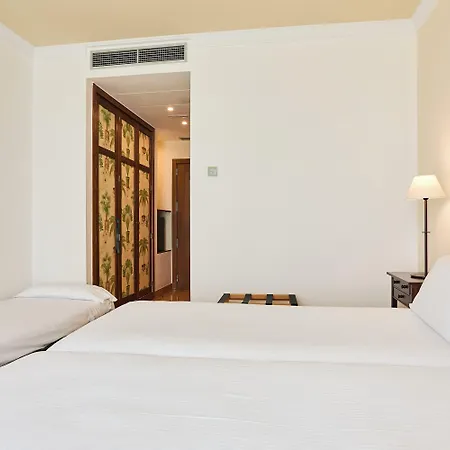 호텔 Silken De La Guardia