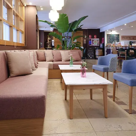 Hotel Silken De 4*