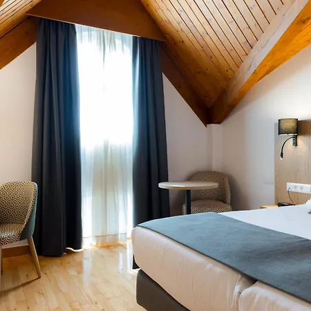 Hotel Silken De 4*