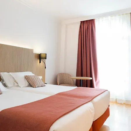 Hotel Silken De 4*