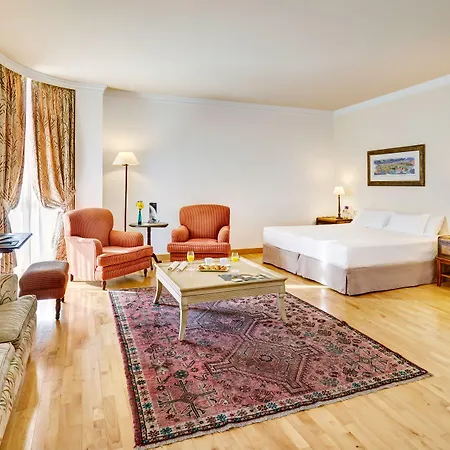 Silken De Otel La Guardia