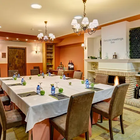 فندق Silken De 4*