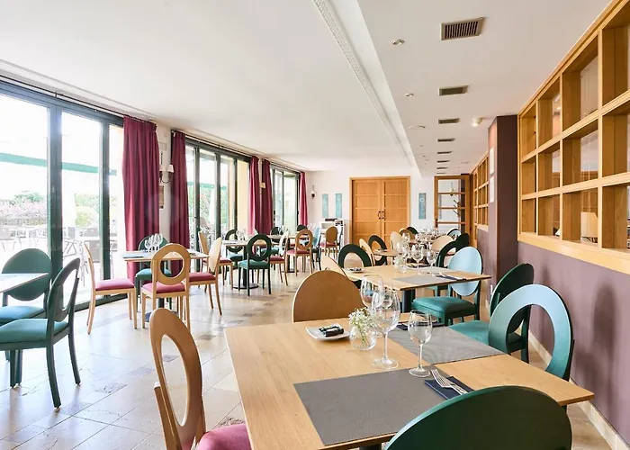 Silken De Hotel La Guardia