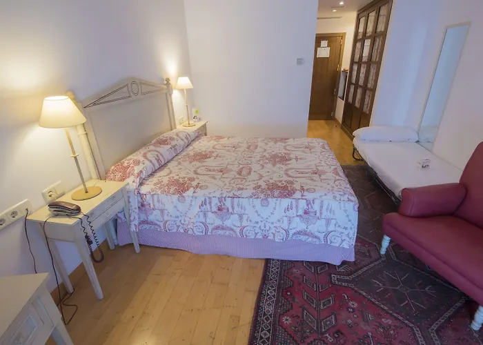 Silken De Hotel La Guardia