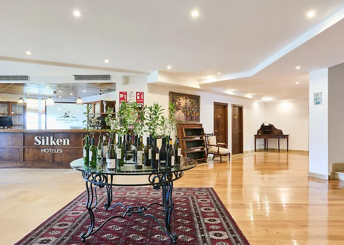 Silken De 4* La Guardia